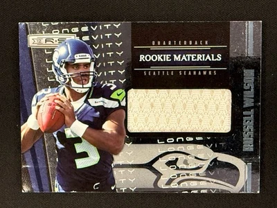 Rookies & Stars 2012 - Rookie Materials Russell Wilson #246 Longevity RC/249 Foto 1 de 2