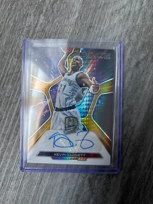 2022-2023 panini prizm spectra deep space kevin garnett auto 2/3! - Image 1 of 2
