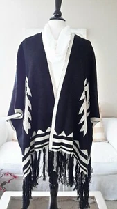 Beautiful Boho Knit Poncho by Easel, Size Small , NWT - Picture 1 of 12