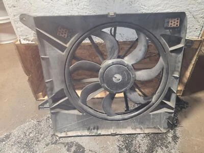 Used Engine Cooling Fan Motor fits: 2013 Cadillac Srx Fan Assembly 3.0 Grade A Foto 1 de 4