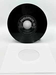 THE BEATLES -YESTERDAY (45 RPM - ITALY) - Imagen 1 de 2