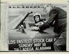 1971 Press Photo Mrs. George C. Wallace at wheel of Winston 500 pace car in AL.