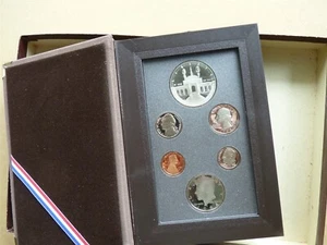 USA 1983 COMPLET SET OLYMPIC GAME LOS ANGELES THE STADIUM WITH CASE - Picture 1 of 5