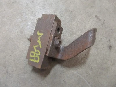 1965-1968 Chevrolet Impala Belair front brake line brass fitting splitter block  - Image 1 of 2