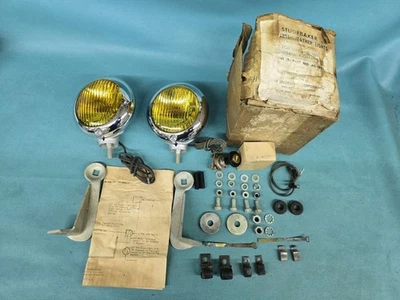 RARE NOS 47 48 STUDEBAKER CHAMPION FOG LIGHT KIT LAMP AMBER 1947 1948 HOT ROD - Image 1 of 4