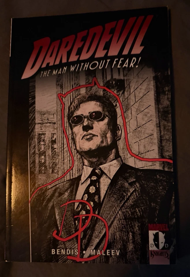 Daredevil: Out Vol 5 TPB (2003) Brian Michael Bendis, Alex Maleev Foto 1 de 2