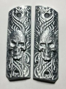Colt 1911 Griffschalen Grips Skull 3D PLA Silber - Bild 1 von 1