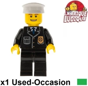 LEGO Figürchen Minifig City Polizei Polizist Chef Mütze Schwarz Krawatte cty0098 - Imagen 1 de 1