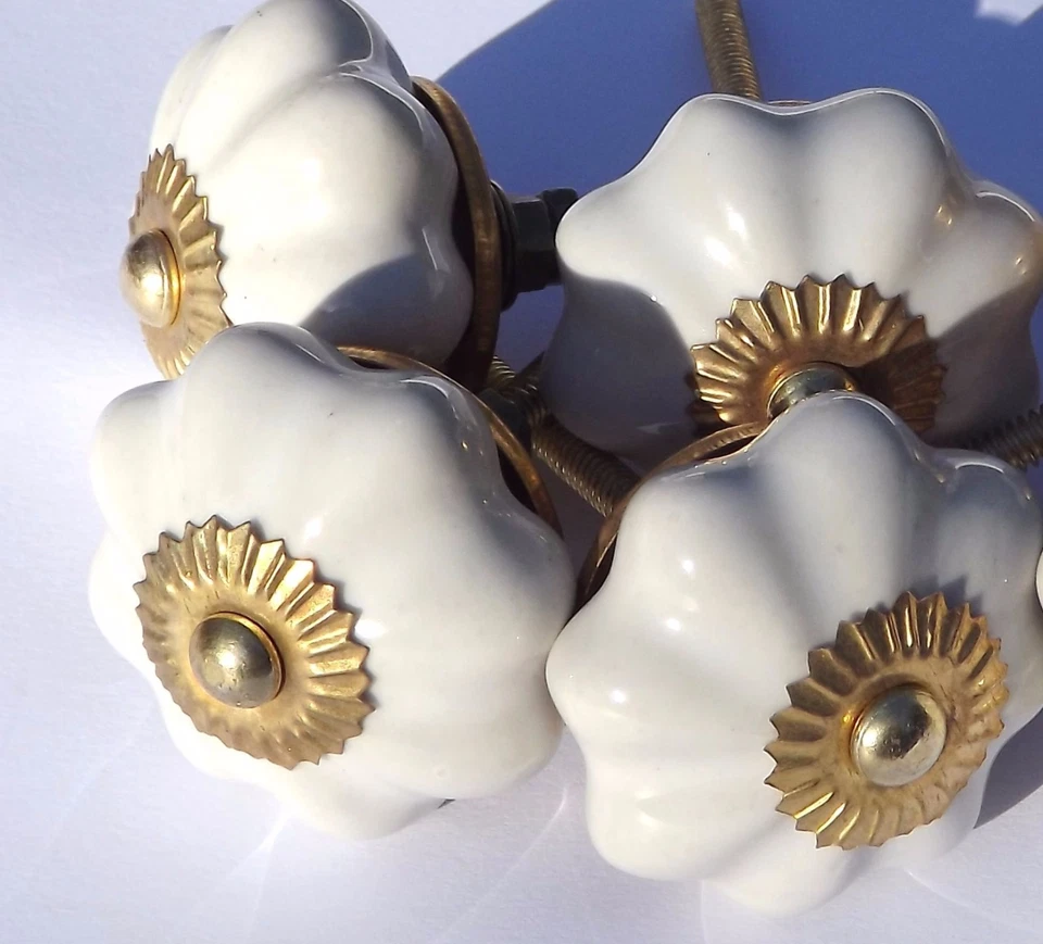 Ceramic Knobs Glass Pulls Handles for door drawer Cabinets Cupboard Wardrobe x 4 - Image 1 of 1