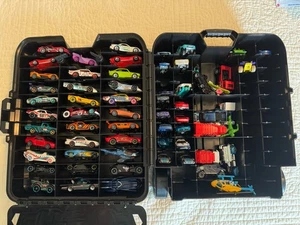 Hot Wheels Rolling 110 Car Case WITH 64 HOT WHEELS CARS Bundle Lot *BRAND NEW* - Picture 1 of 20