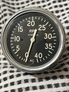 VINTAGE AC 4000 RPM TACHOMETER - Picture 1 of 12