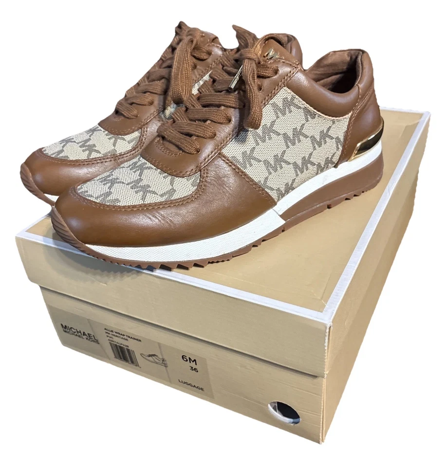 MICHAEL MICHAEL KORS Allie Heritage Logo and Leather Sneaker Size 6m With Box - Image 1 of 4