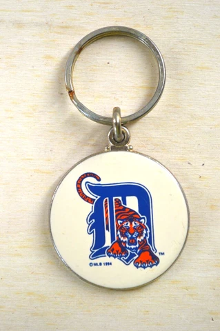 Vintage Detroit Tigers Keychain 1994 MLB Made USA By Crownmark Cover