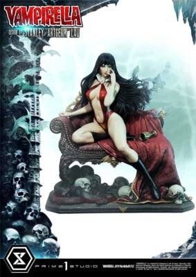 Prime 1 Studio MMVP-01 Vampirella Dynamite 1/3 Scale Statue Figure Standard Ver - Image 1 of 4