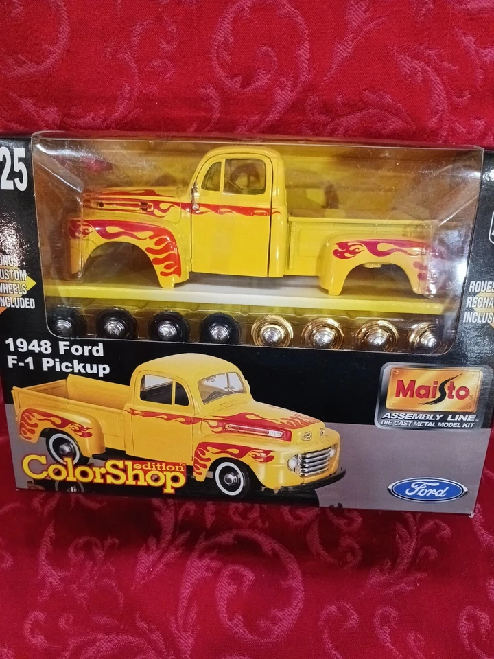 Rare MAISTO 1948 Ford F-1 Pickup Assembly Line 1:25 Diecast Model Kit Color shop - Image 1 of 1