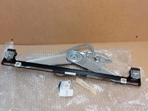Ford Focus Mk2 Front Right Electric Door Window Regulator 04-11 1738646 Genuine - Picture 1 of 10