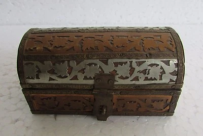 Vintage Handmade decorative fitted Brass Copper White metal Wooden jewelry box - Image 1 of 4