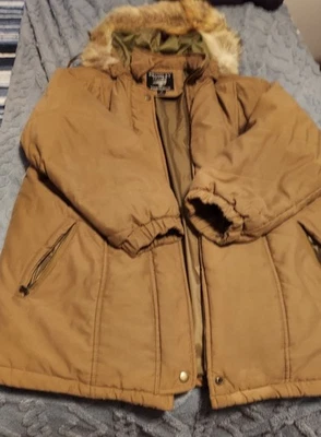 Abrigo deportivo Bromley Foto 1 de 4