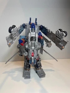 Transformers Dark of the Moon: Ultimate Optimus Prime NICHT KOMPLETT - Bild 1 von 9