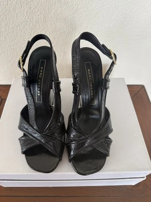Sandalias de cuña Marc Jacobs charol negro talla 37,5 (hechas en Italia) Foto 1 de 4