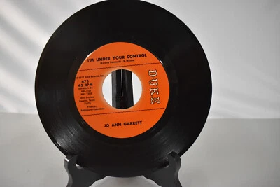 Jo Ann Garrett -  I'm Under Your Control / Sting Me Baby DUKE 475 SOUL NM - Image 1 of 2