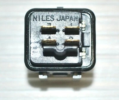 A/C Compressor Relay for COLT EAGLE HONDA PRELUDE LEXUS MITSUBISHI SUBARU TOYOTA - Image 1 of 4