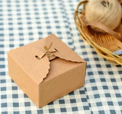 50x Kraft Vintage favor Boxes Birthday Wedding Bomboniere Cake Candy Gift Boxes - Image 1 of 3