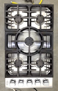DCS 36 Inch Gas Cooktop with 5 Burners, Continuous Grates and Stainless Steel - Picture 1 of 9