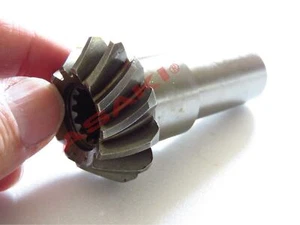 For YAMAHA Outboard fuera de borda 25, 30 HP Gear Pinion 6A8-45551-00 13T - Picture 1 of 4