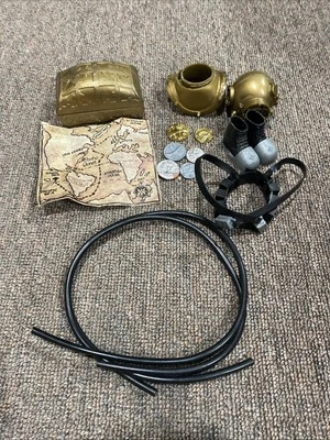 VINTAGE GI JOE DEEP SEA DIVER EIGHT ROPES OF DANGER COINS MAP HELMET ETC! - Image 1 of 4