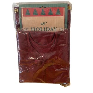 Bed Bath & Beyond Burgundy Organza Tree Skirt NWT - Picture 1 of 4