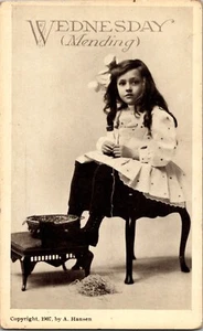 Postkarte Mittwoch (Besserung) Hausarbeiten Wochentage A. Hansen 1907 geteilter Rücken - Bild 1 von 2