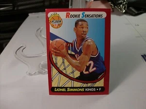 1991-92 Fleer Rookie Sensations #1 - Lionel Simmons - Sacramento Kings 91-273 - Foto 1 di 2