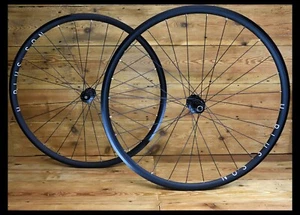 HANDBUILT NEW DT Swiss 350 / H + SON Archetype / Sapim CX-Ray NEW! - Picture 1 of 3