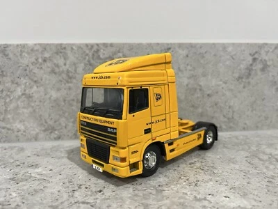 Corgi - DAF XF Space Cab Tractor Unit - JCB - CC13237 - 1:50 Scale - Mint/New - Image 1 of 4