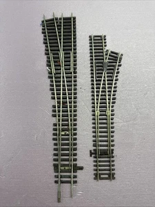 Ho Scale Code 83 Atlas & Shinohara linke und rechte Handweiche 2 Stück. Gebraucht - Bild 1 von 11