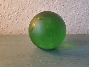 Vintage Arthur Court Green ArtGlass Frog & Dragonfly Paperweight-Very Good - Picture 1 of 8