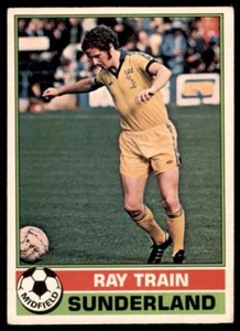 Topps Football Red 1977 (B1) Ray Train Sunderland No. 91 - Picture 1 of 2