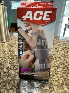 ACE Brand Carpal Tunnel Wrist Stabilizer, Wrist Support for Carpal Tunnel, Ad... - Picture 1 of 3