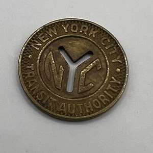 Vintage New York City Token Transit Authority Coin - Imagen 1 de 6