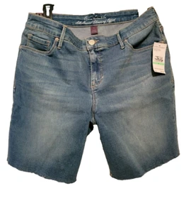 Gloria Vanderbilt Raw Hem Shorts Blue Denim All Around Slimming Size 8 NWT - Picture 1 of 3