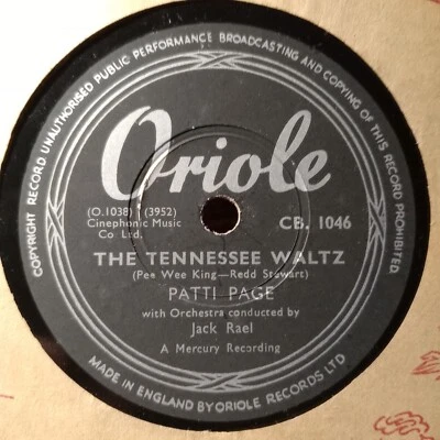 Patti Page ‎– The Tennessee Waltz / Long Long Ago - Oriole UK 78rpm Shellac 1046 Foto 1 de 4