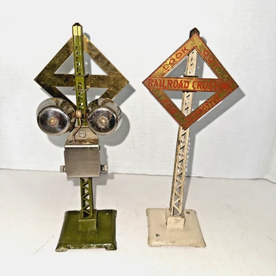 LIONEL PREWAR O GAUGE #69 LOOK OUT FOR LOCO BELL RINGER SIGNAL & 68 RR SIGNAL - Image 1 of 4