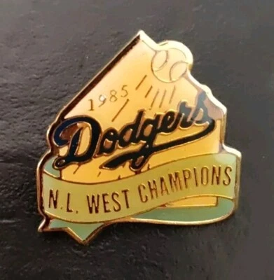 Vintage 1985 Los Angeles Dodgers National League West Champions 10 Pin Lot Trade - Image 1 of 4