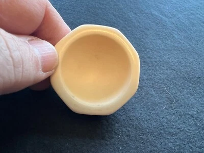 Mortero octágono de porcelana químico boticario miniatura COORS EE. UU. Foto 1 de 4