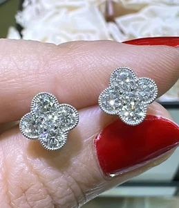 1.40 CTW Round Cut VVS1 Moissanite Women's Stud Earrings 14K White Gold Plated - Picture 1 of 6