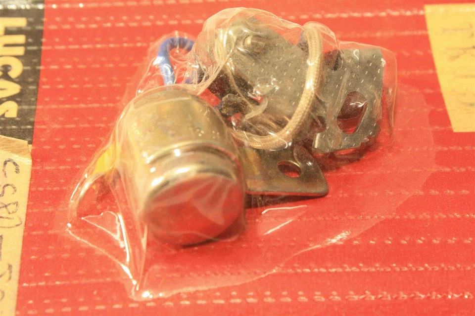 Kit de puntos de encendido y condensador para MAZDA 618 808 1200 B1600 1972-1973 Foto 1 de 3