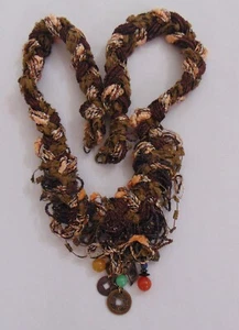 Neu 2001 Korey's Kreations Handarbeit Garn Halskette Schmuck 19" #67 - Bild 1 von 13