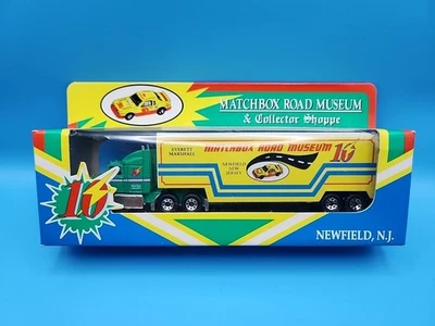 Matchbox F097 Ford Aeromax Everett Marshall #10 “Matchbox Road Museum” 1993  - Image 1 of 4