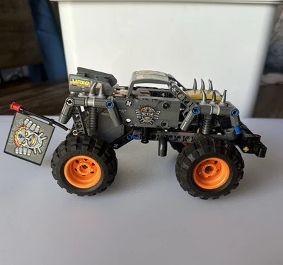 LEGO TECHNIC Monster Jam Max-D 42119 Pull Back Monster Truck Foto 1 de 4